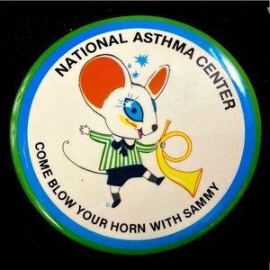 ☆RARE☆ Vintage 1976 Blow Your Horn With Sammy Jumbo 4" Button